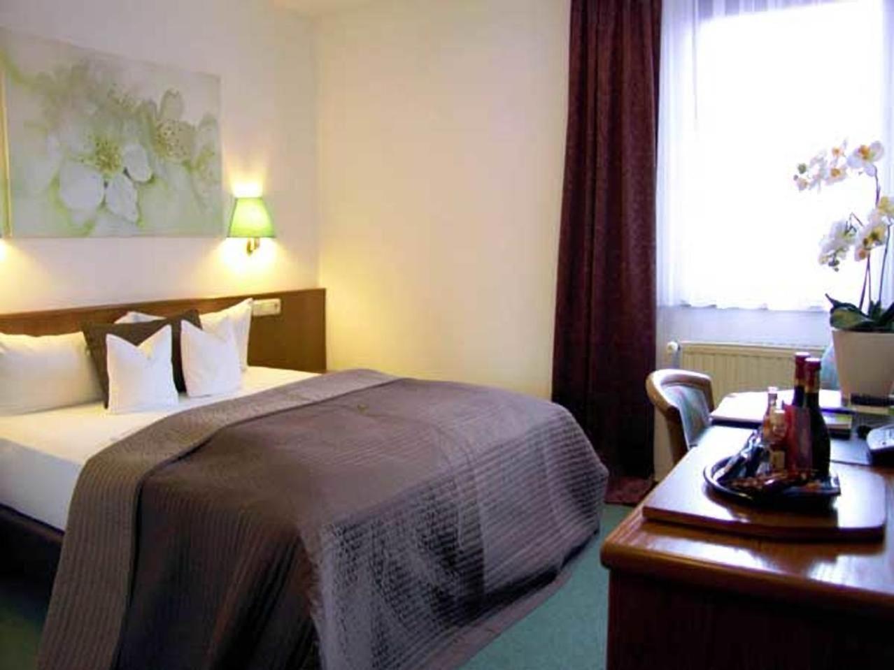 Hotel Promenadenhof Weissensee  Екстер'єр фото